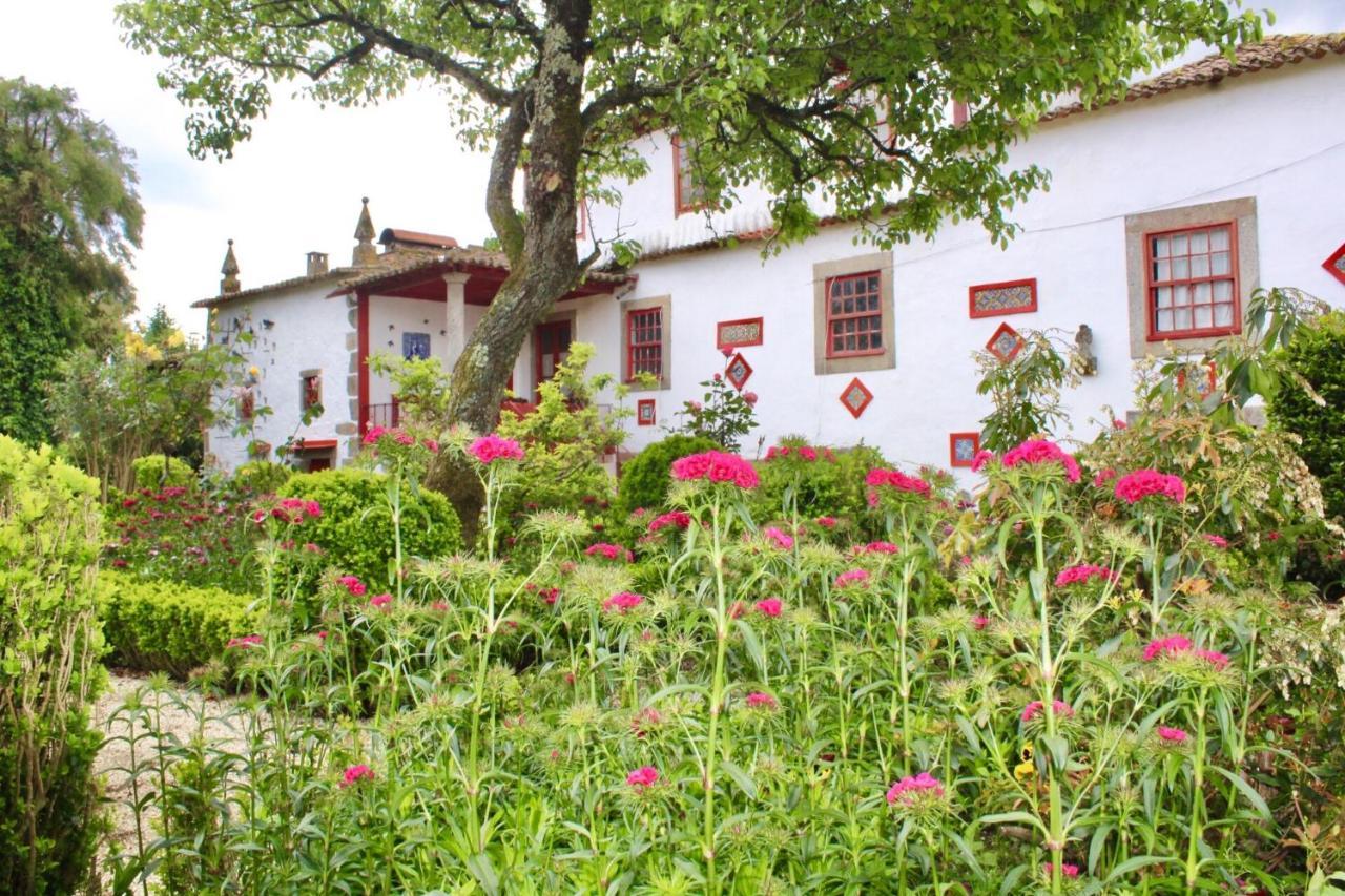Quinta da Maínha Solar ALojamento local com piscina privada em Braga Exterior foto