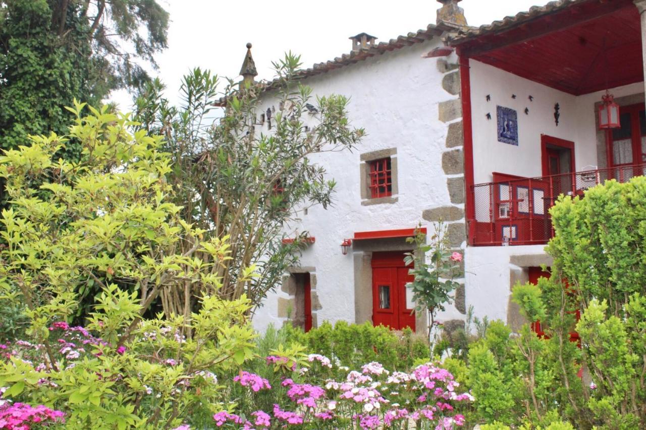 Quinta da Maínha Solar ALojamento local com piscina privada em Braga Exterior foto